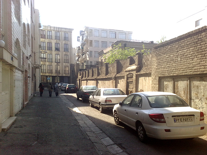 Tehran Alley
