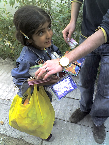 Child worker in Tehran, Iran
